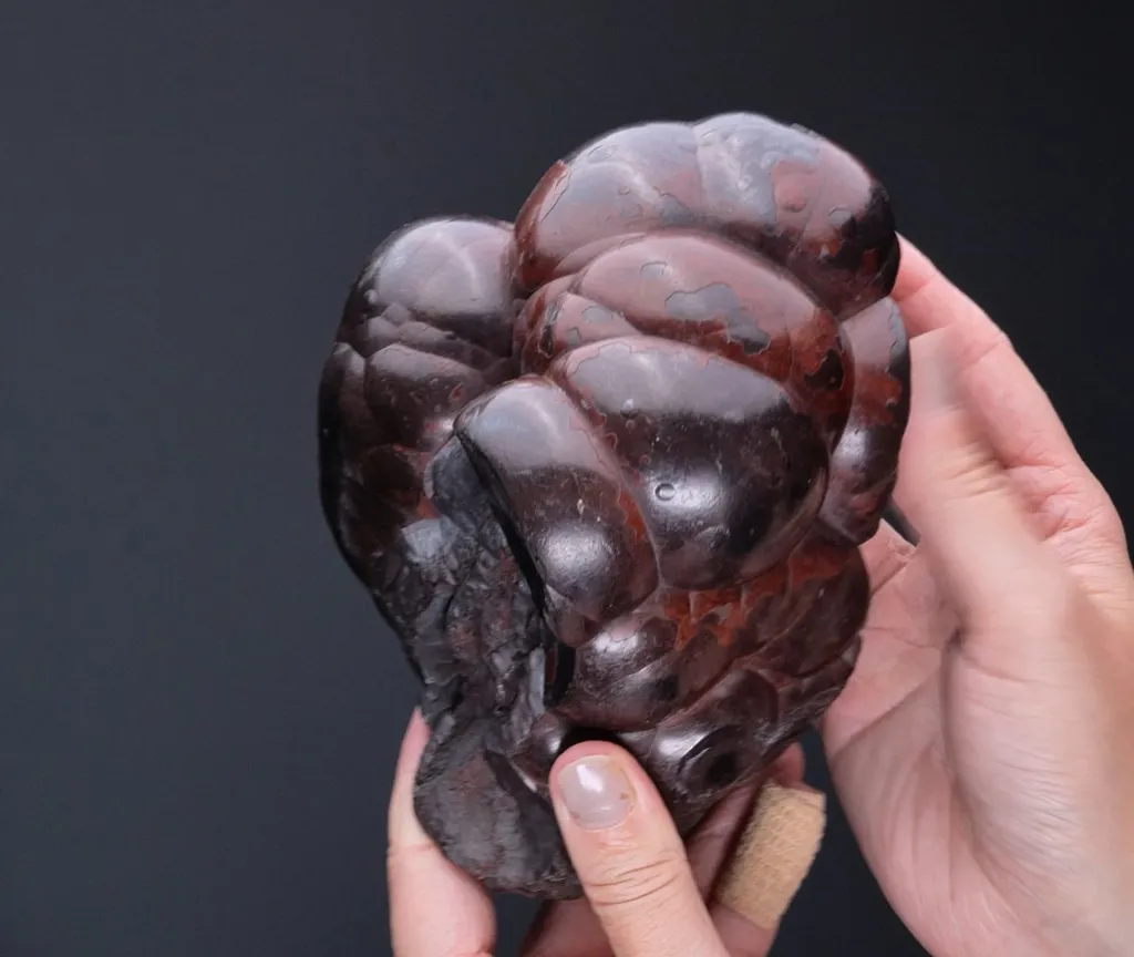 Hematite var. Kidney Ore - image 2