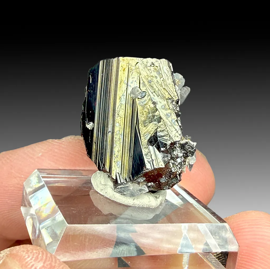 Hematite with Calcite image