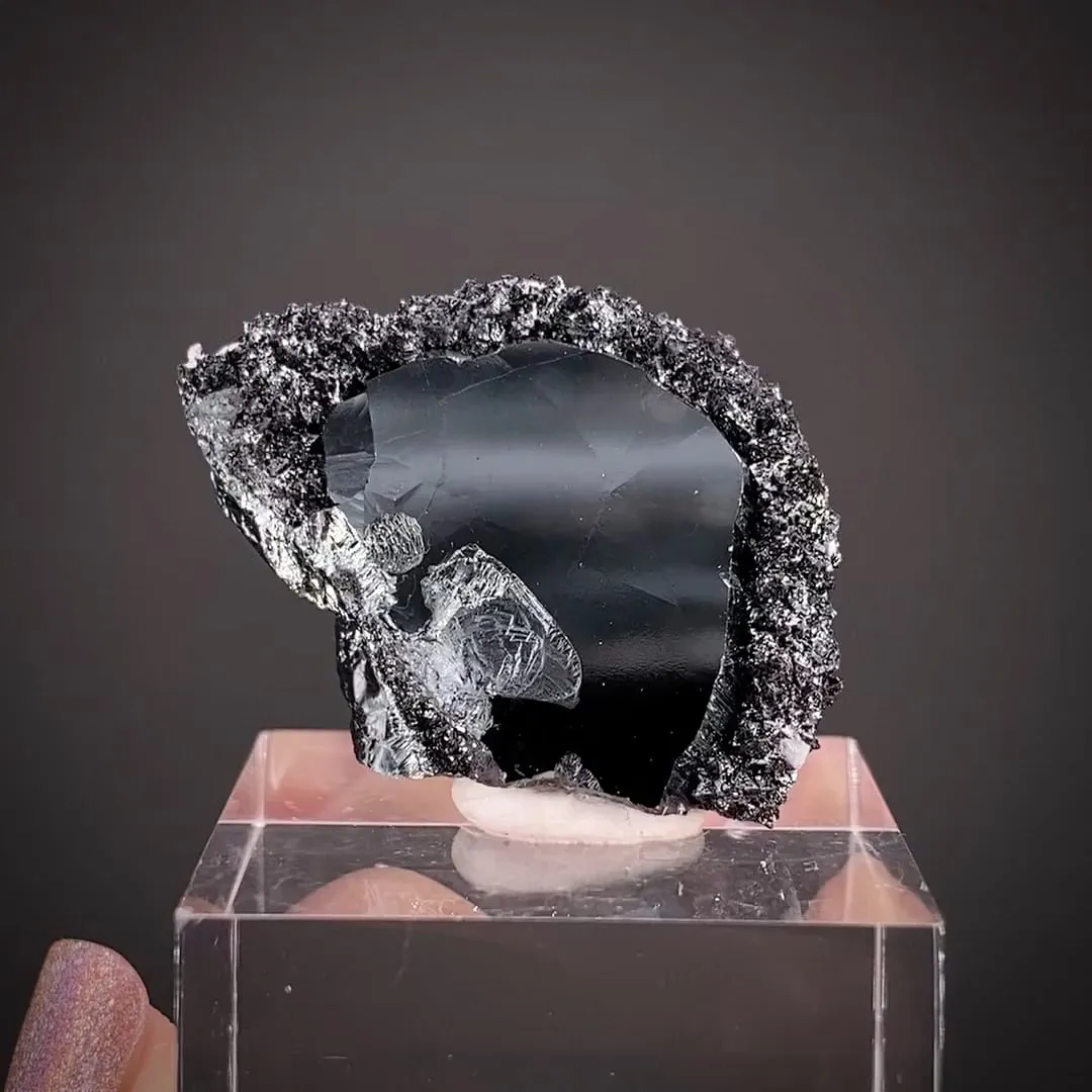 Hematite with Hausmannite - image 2