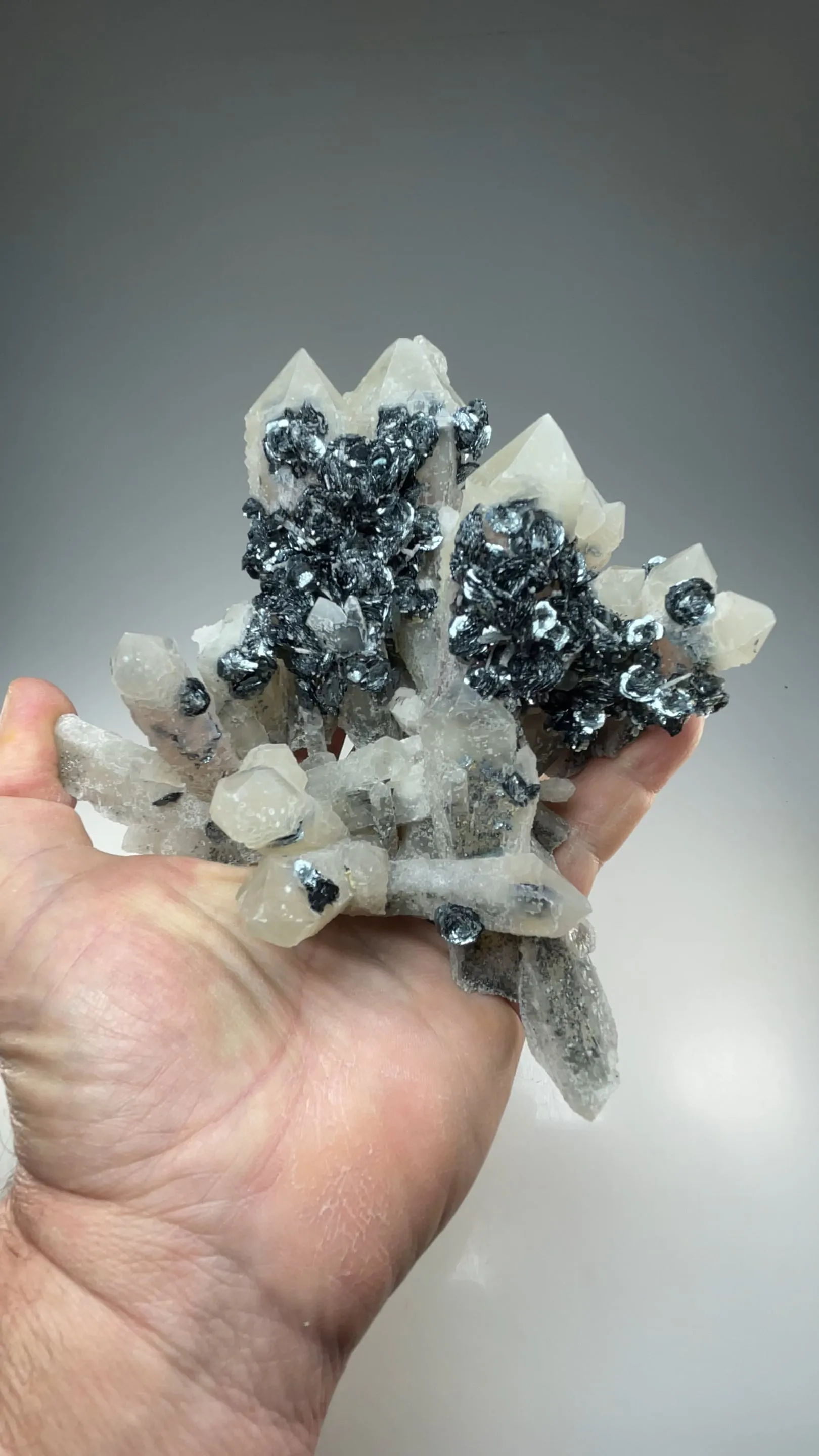 Hematite with Quartz - image 2