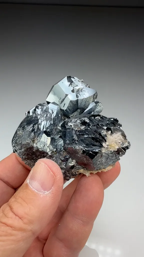 Hematite with Quartz (1933) - image 2