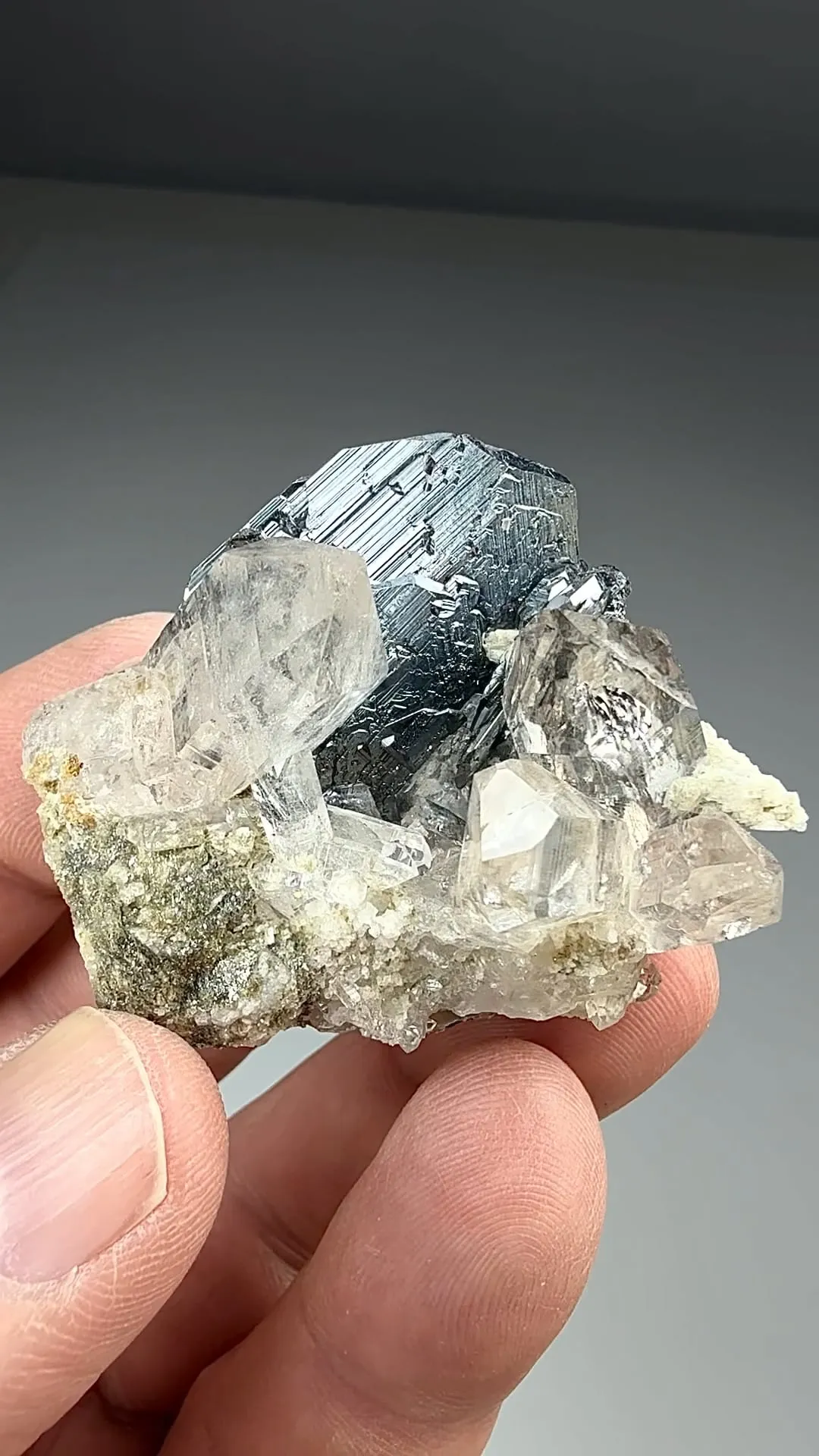 Hematite with Quartz (2240) - image 2