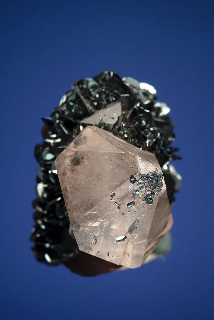 Hematite with Quartz - image 2