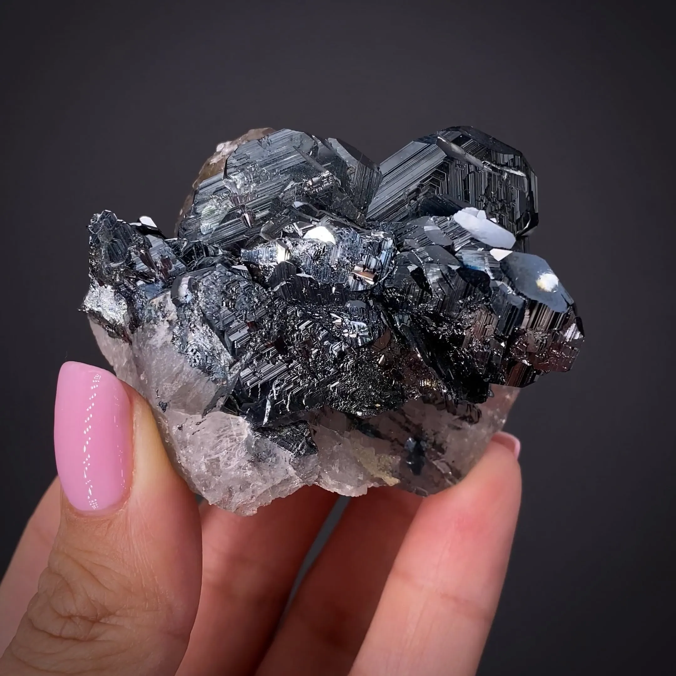 Hematite with Quartz - image 2