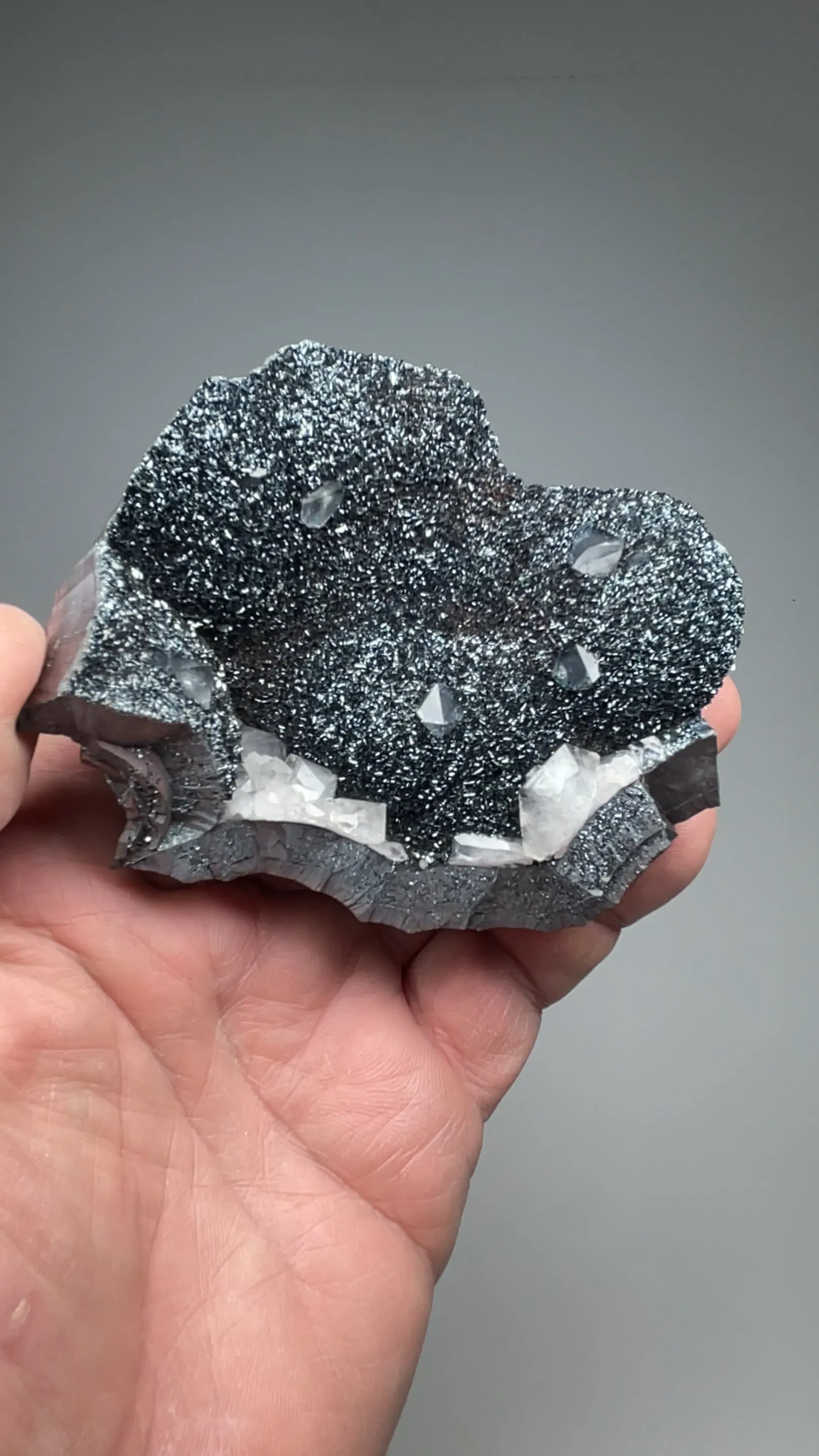 Hematite with Quartz - image 2