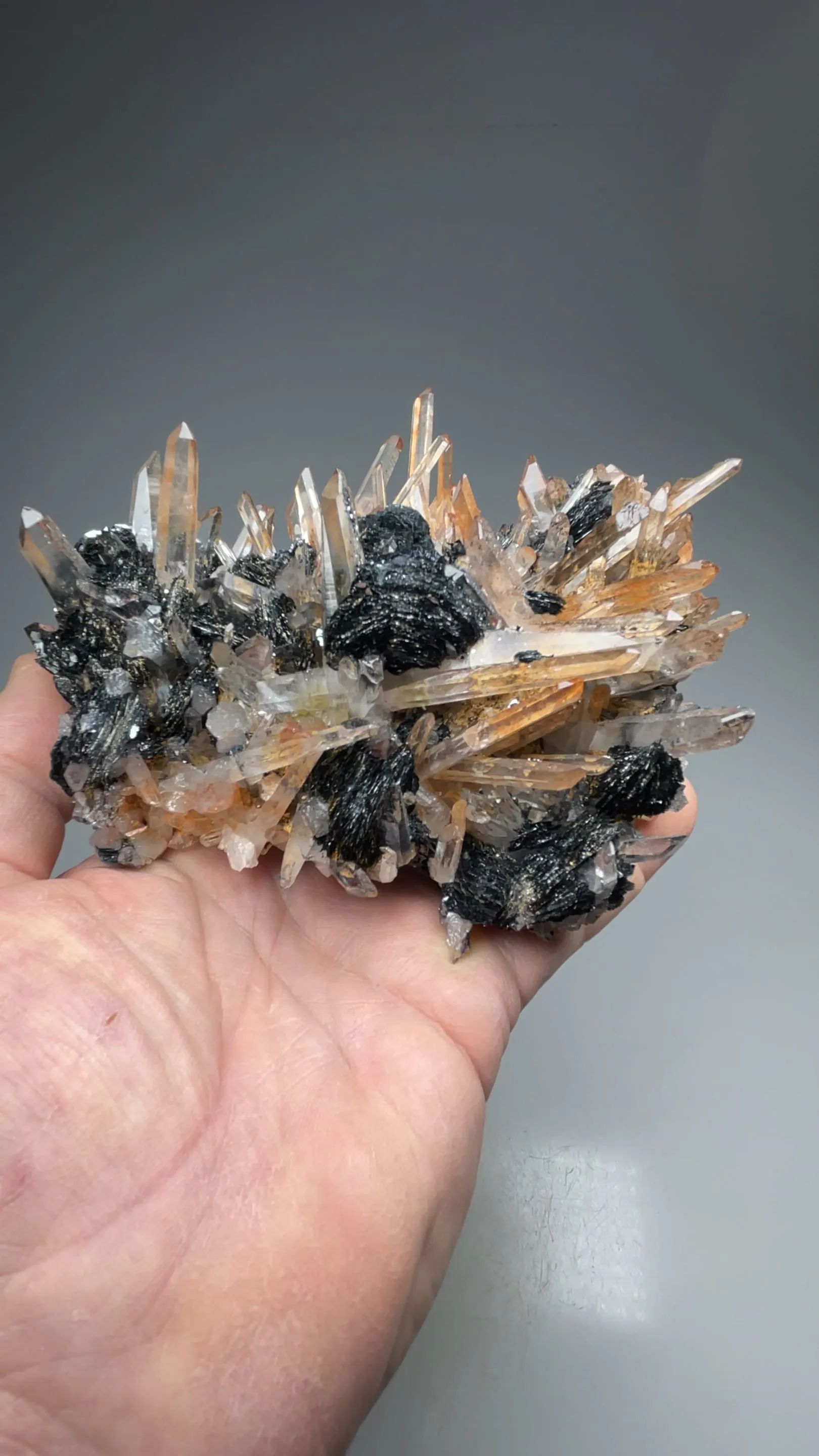 Hematite with Quartz - image 2