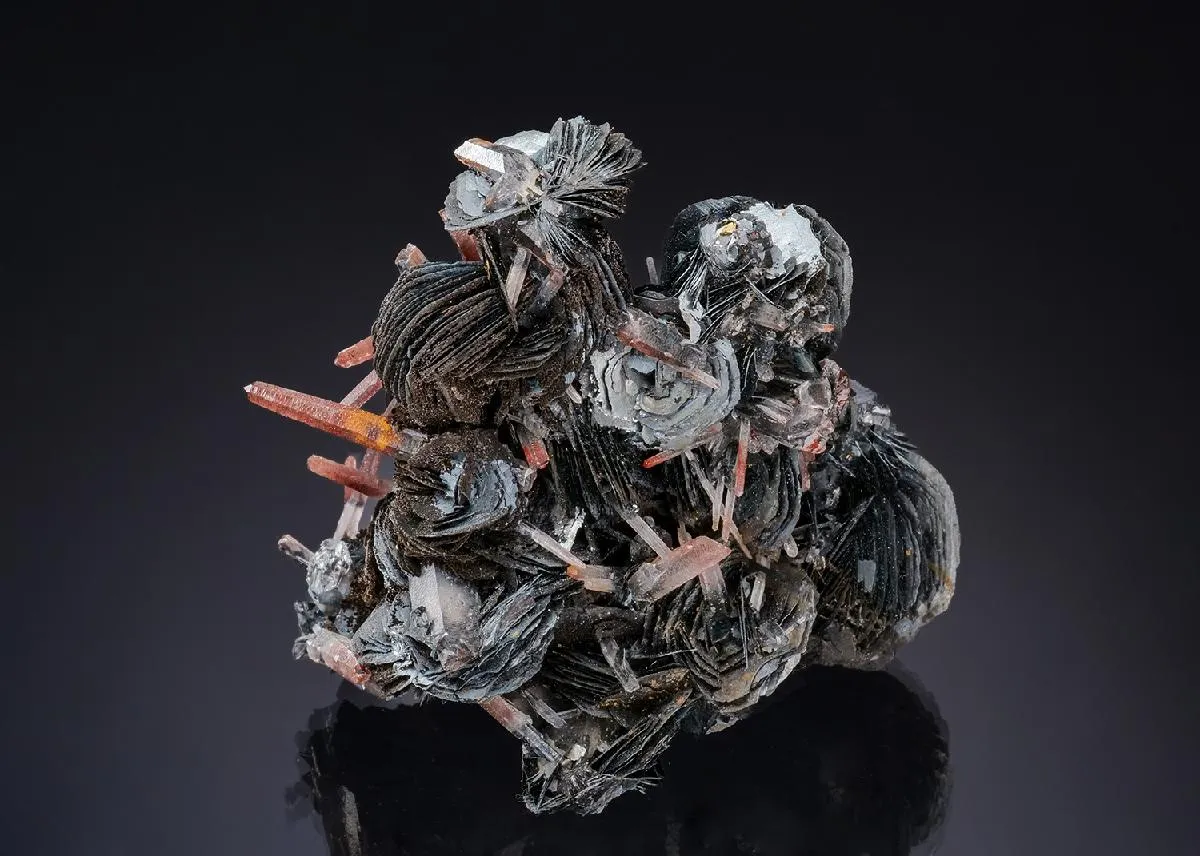 Hematite with Quartz - image 1