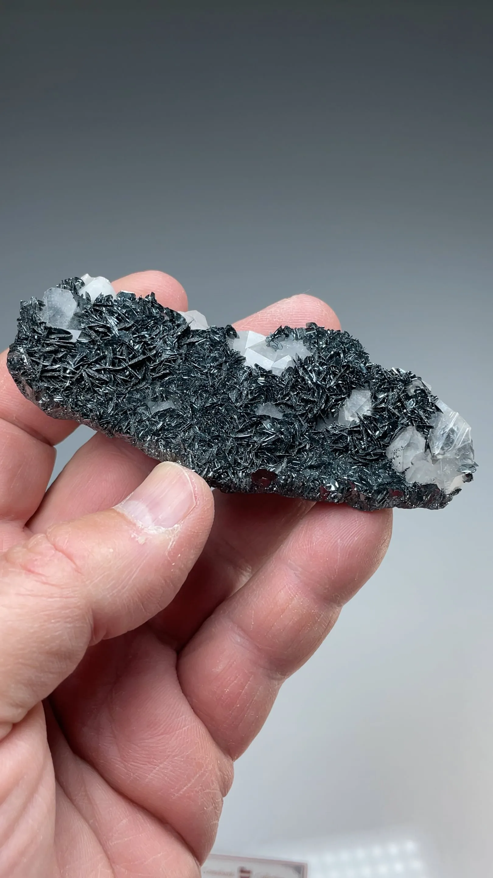 Hematite with Quartz - image 2