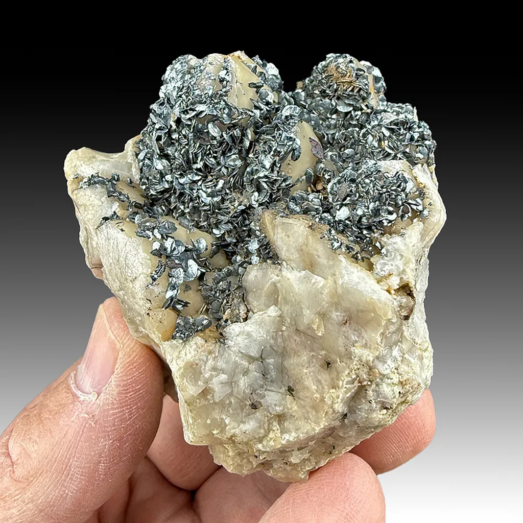 Hematite with Quartz image