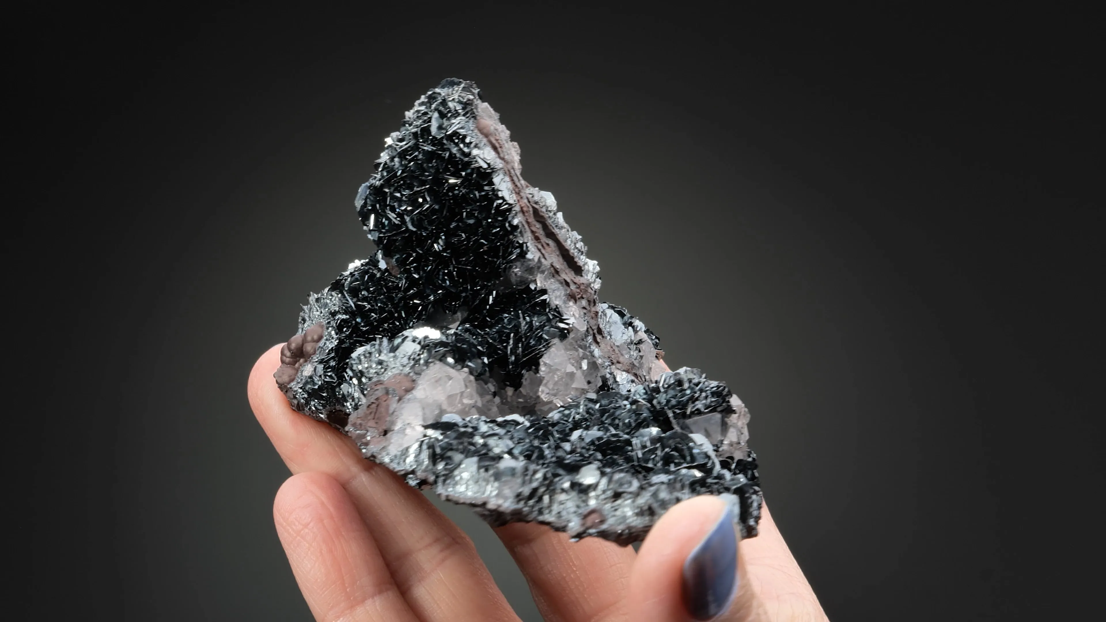 Hematite with Quartz - image 2