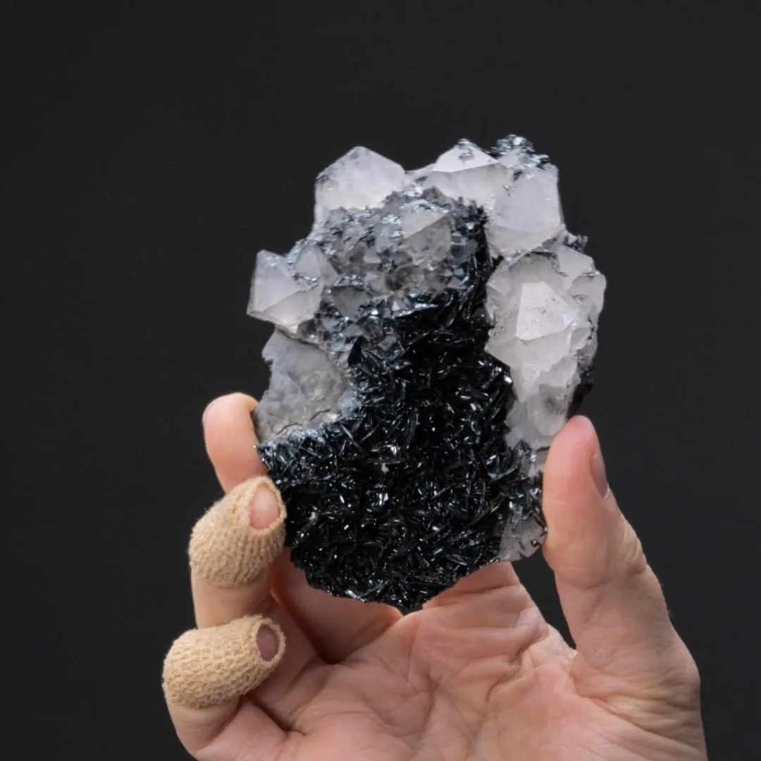 Hematite with Quartz - image 2