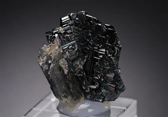 Hematite with Rutile - image 1
