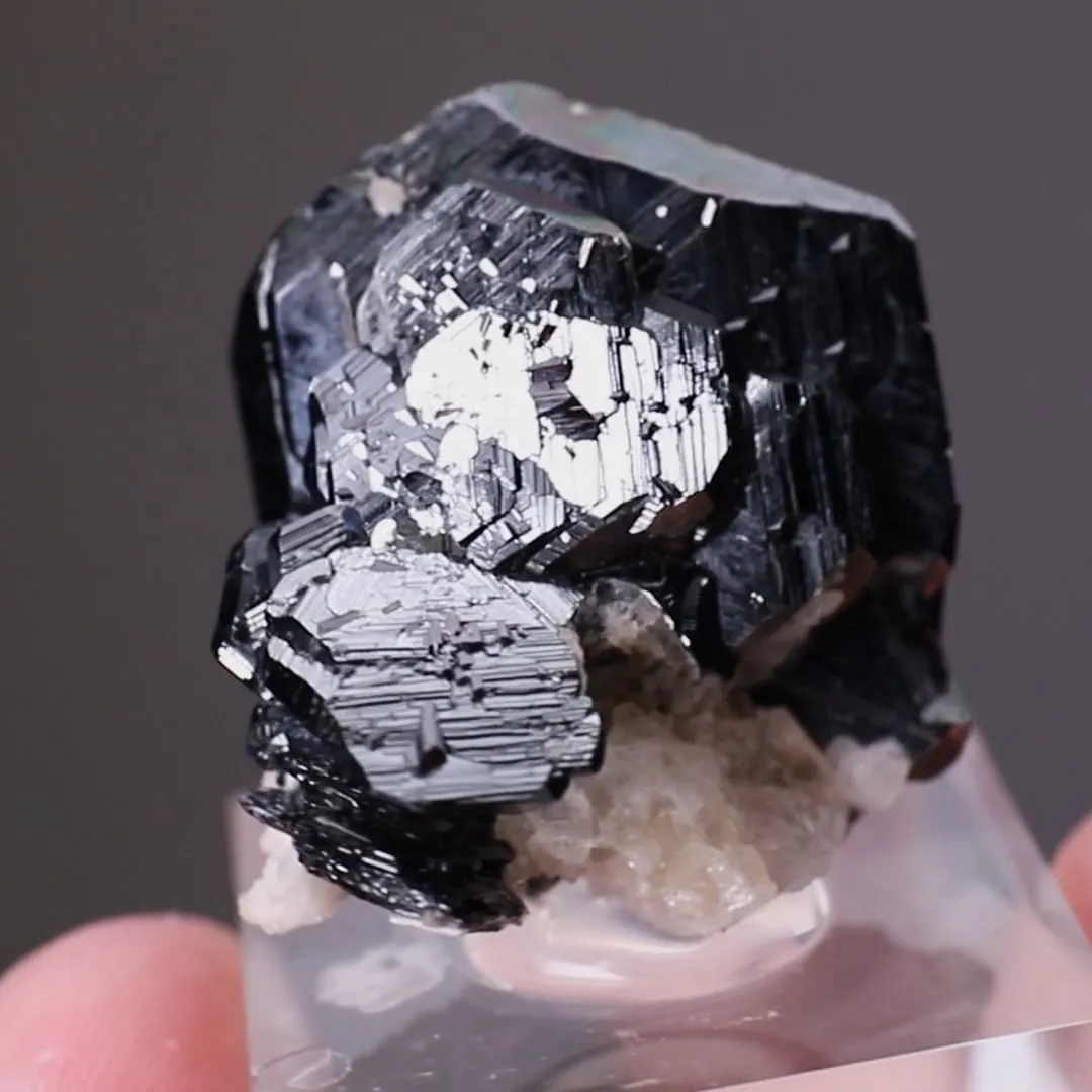 Hematite with Rutile - image 2