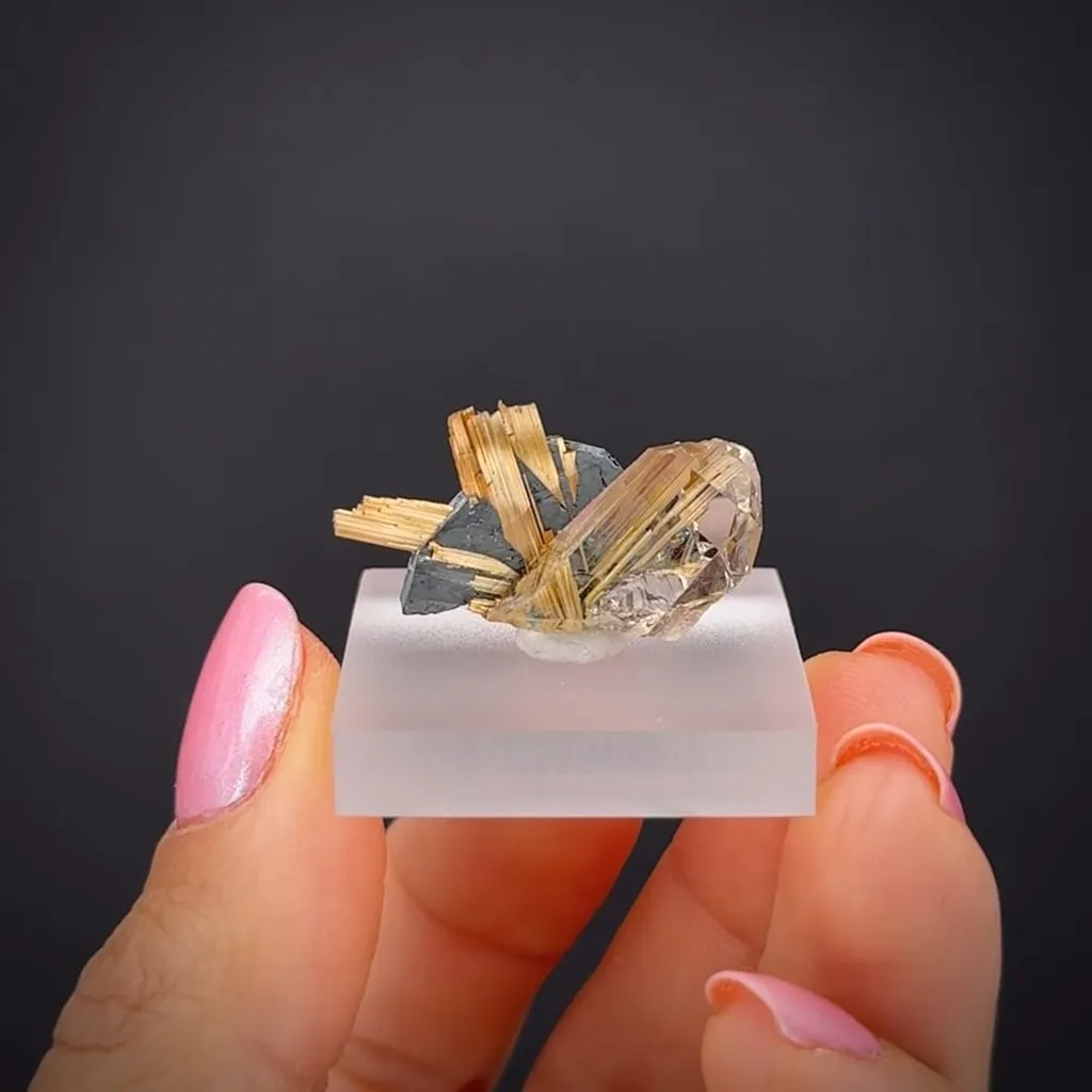 Hematite with Rutile and Quartz - image 2