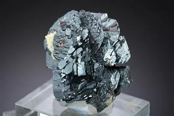 Hematite with Rutile image