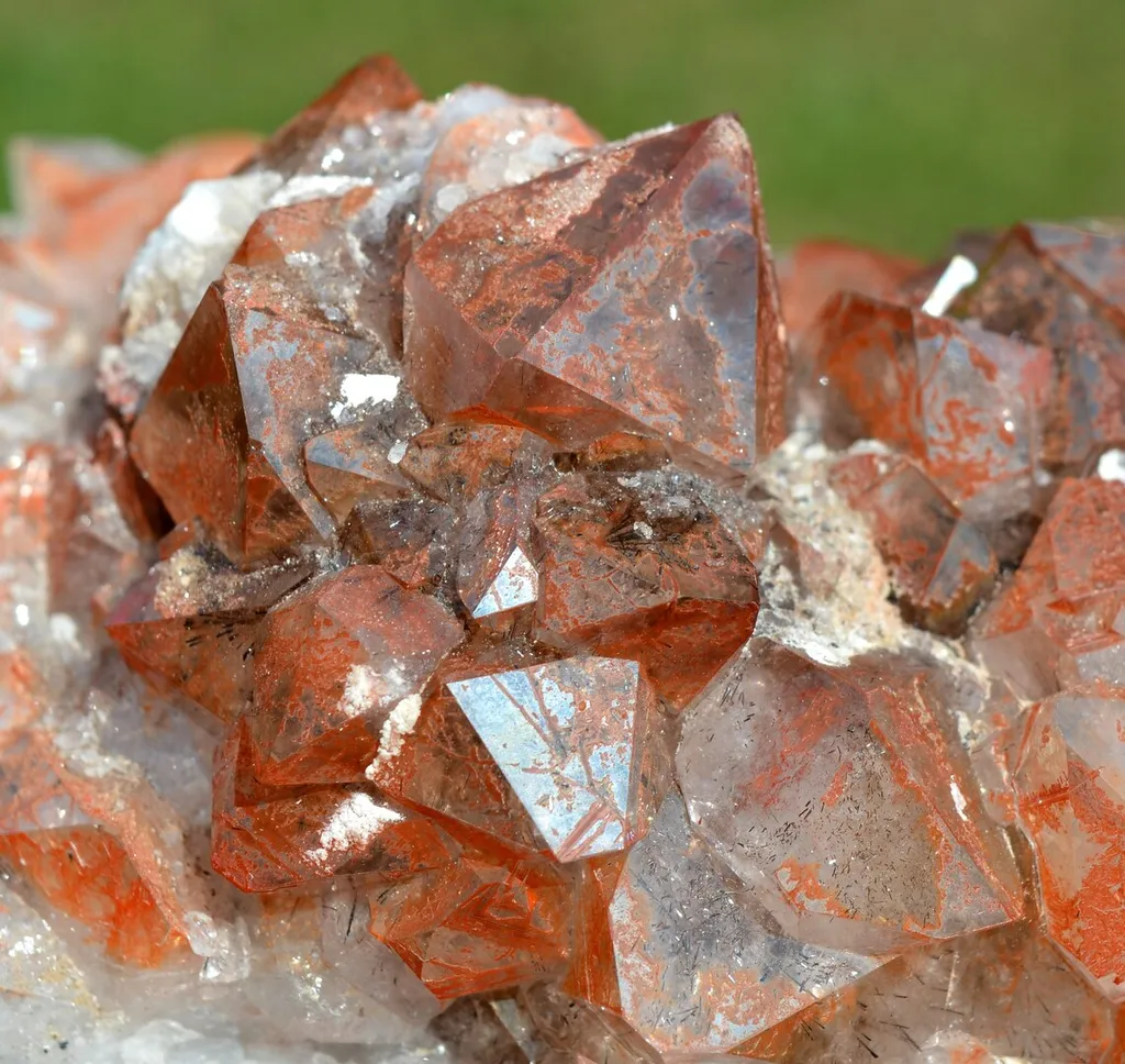 Hematoid Quartz 2210 grams - Aouli, Mibladen, Midelt Province, Drâa-Tafilalet Region, Morocco - image 8