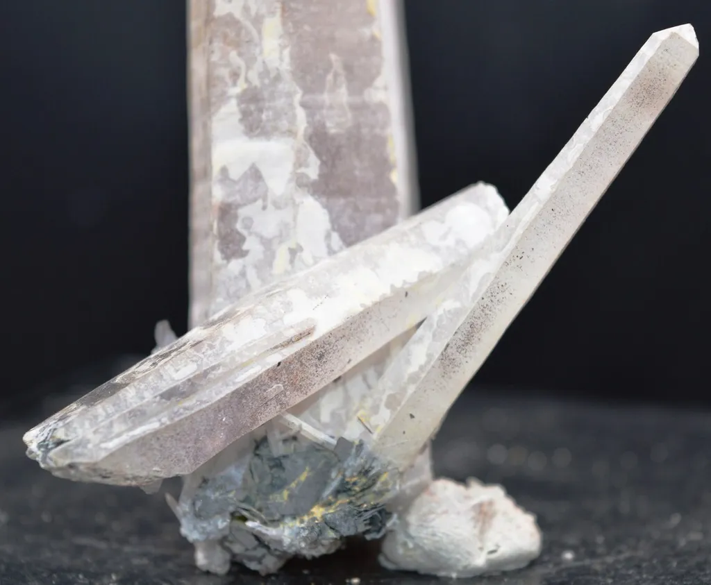 Hematoid Quartz & Hematite 156 grams - China - image 5