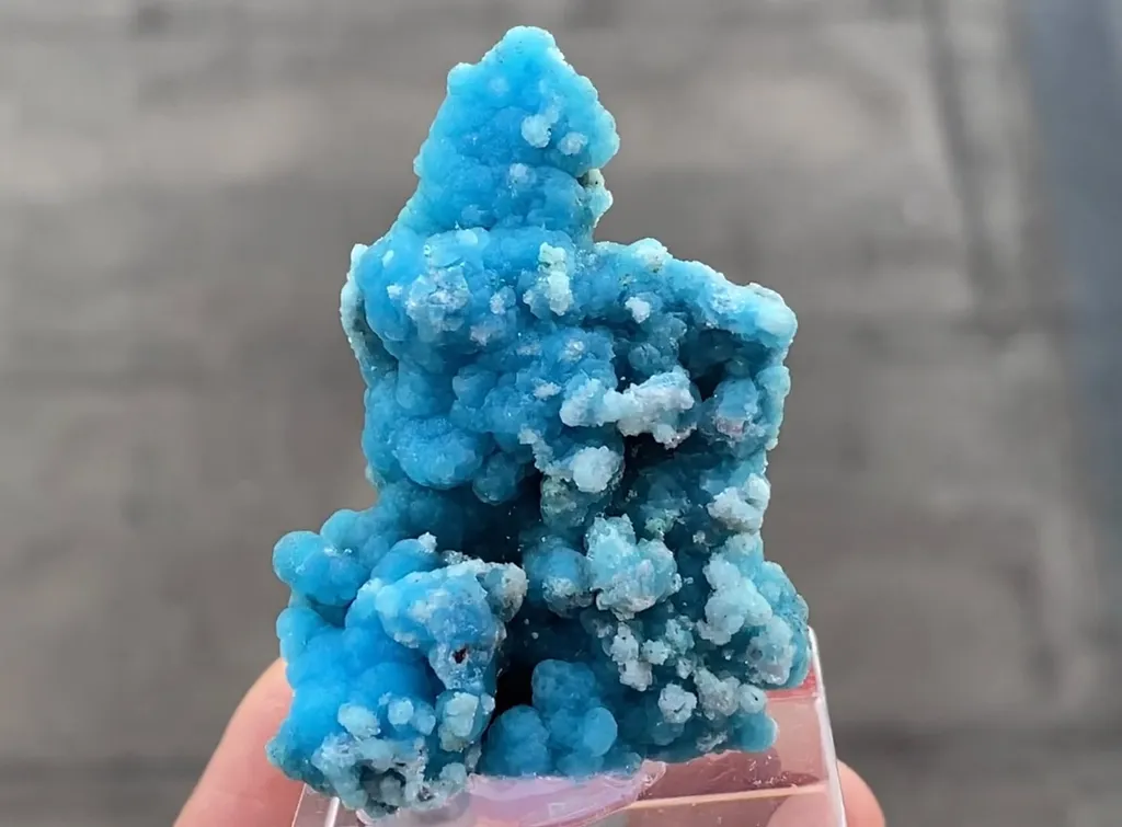 Hemimorphite and Cerussite - image 5