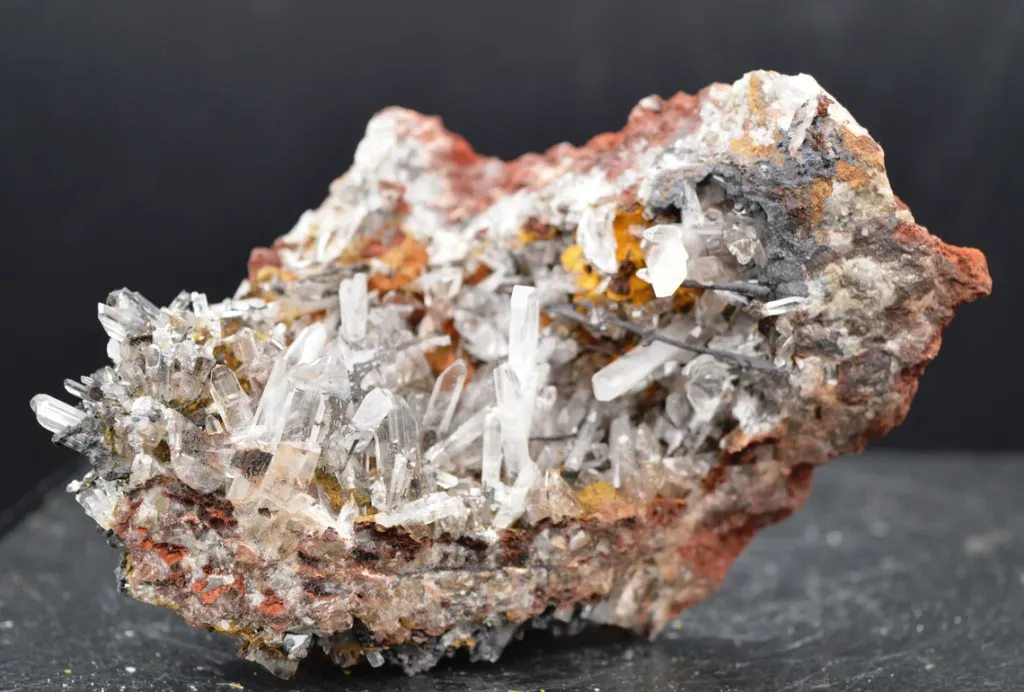 Hemimorphite manganite 319 grams - Ojuela Mine, Mapimí, Mun. from Mapimí, Durango, Mexico image