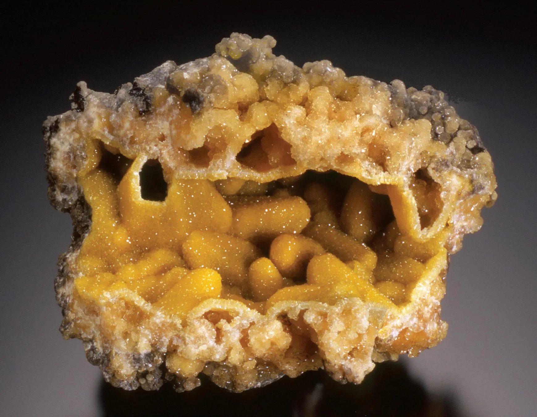Hemimorphite, pseudo-morphs after Calcite, Greenockite - image 1
