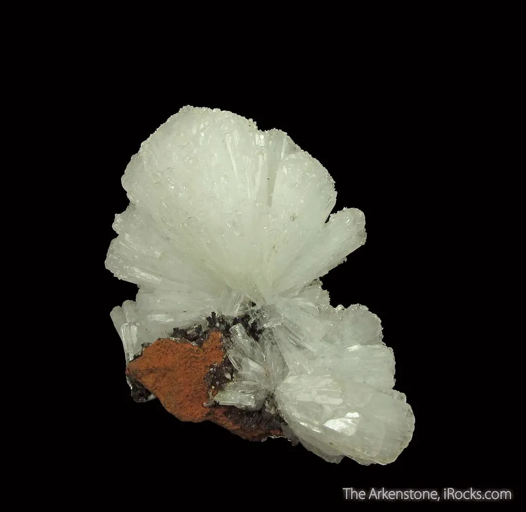 Hemimorphite with Calcite - image 2