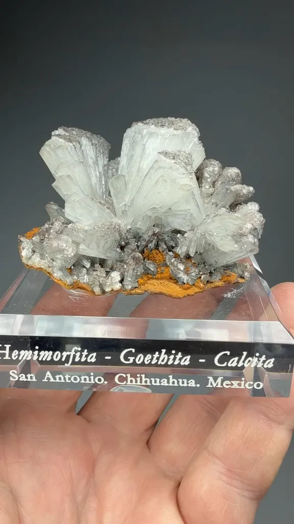 Hemimorphite with Calcite, Goethite - image 2