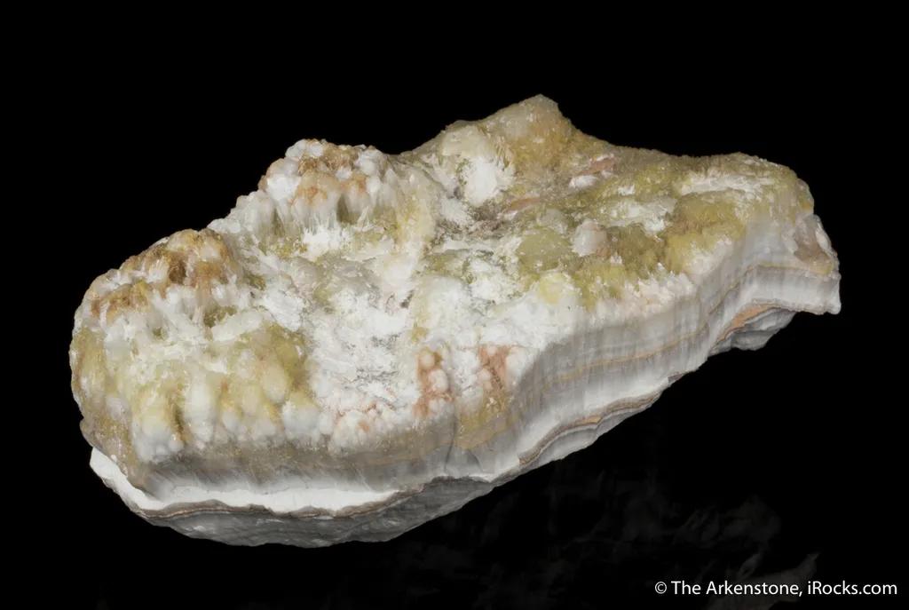 Hemimorphite with Smithsonite - image 2