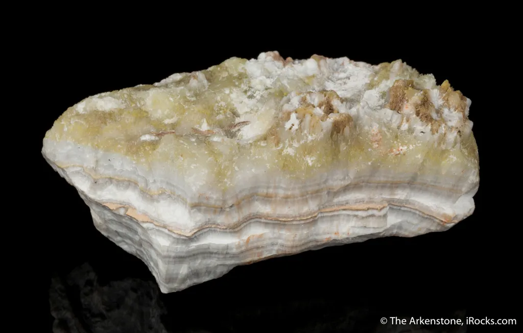 Hemimorphite with Smithsonite - image 6