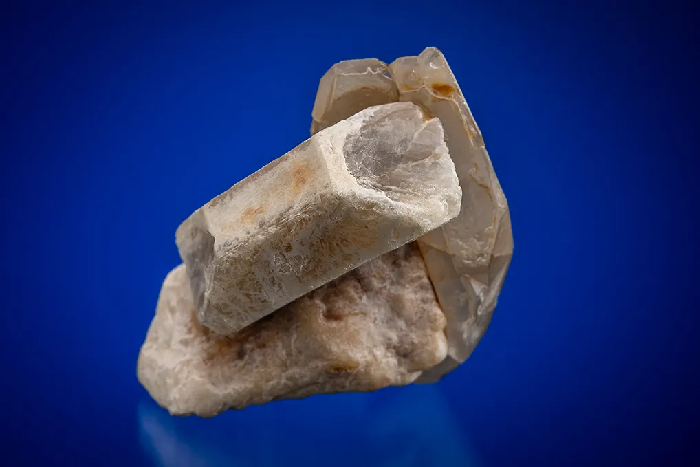 Herderite on Quartz and Microcline image
