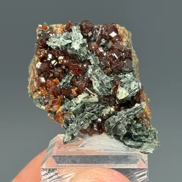 Hessonite from Liguria, Italy