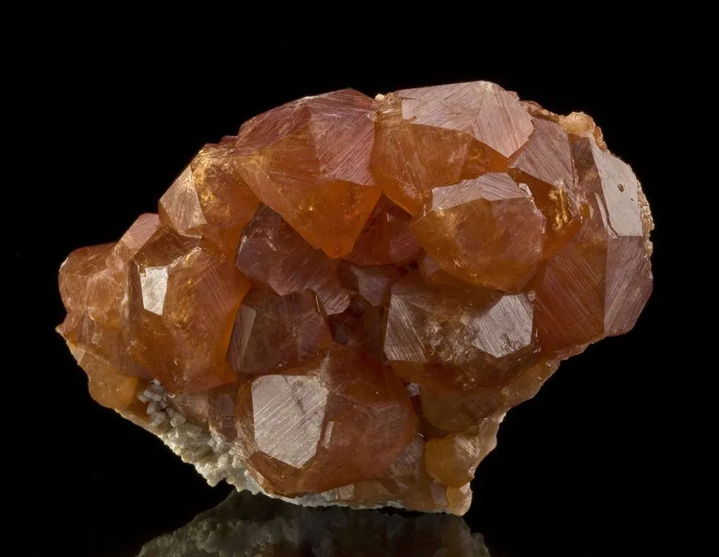 Hessonite Garnet image