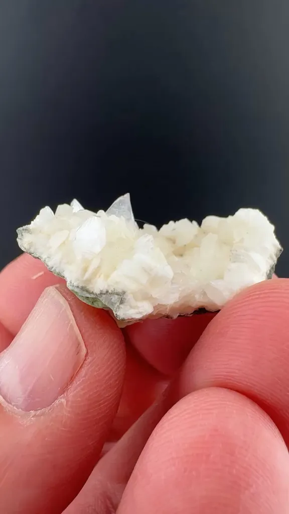 Heulandite - image 1