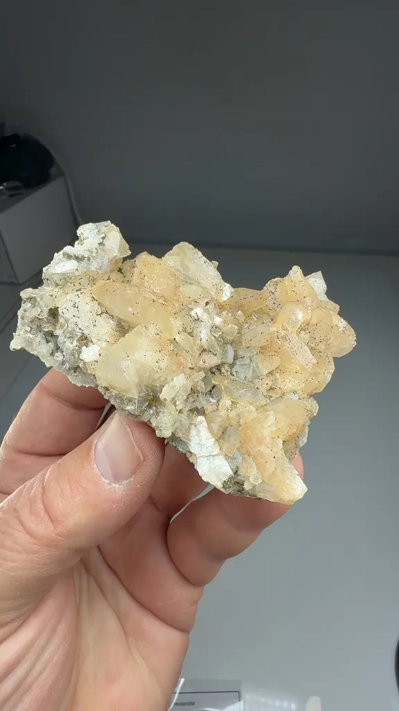 Heulandite - image 2
