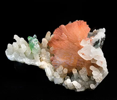 Heulandite, Apohyllite, Quartz, Calcite - image 2