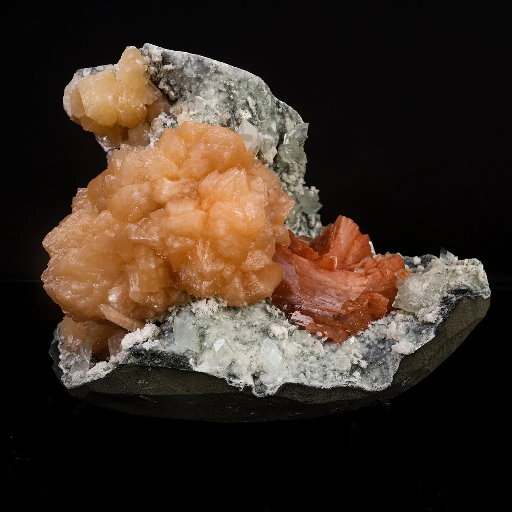 Heulandite Bow with Stilbite Natural Mineral Specimen image