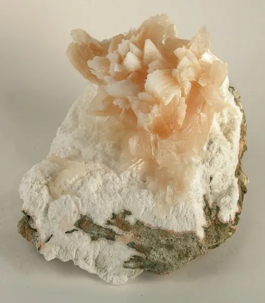 Heulandite-Ca, Mordenite image