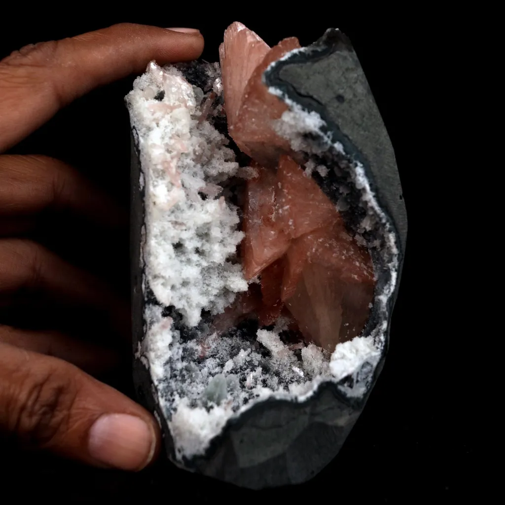 Heulandite Crysal Inside Chalcedondy Vug Natural Mineral Specimen - image 4