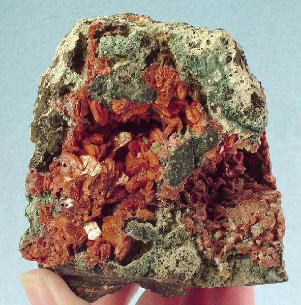 Heulandite image