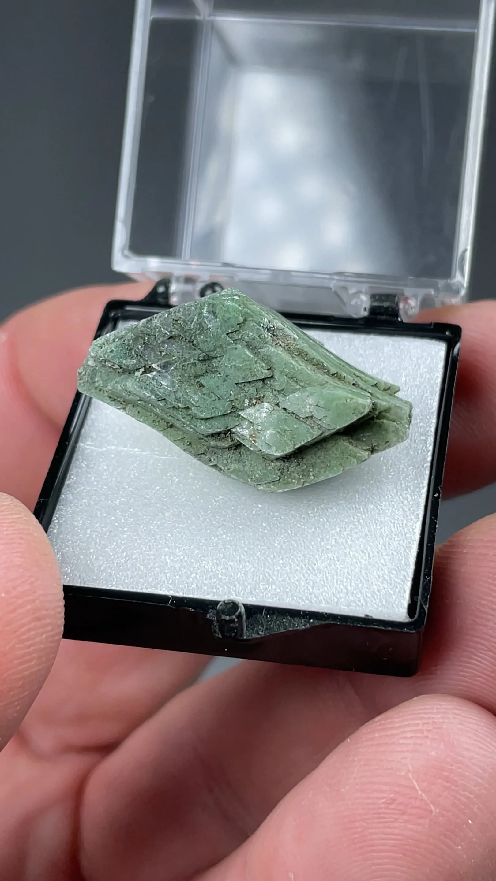 Heulandite with Celadonite - image 2