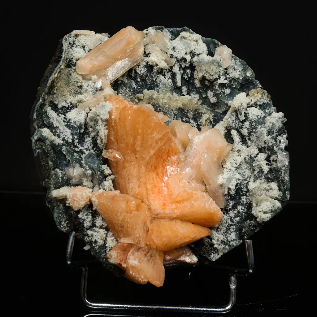 Heulandite with Chalcedony Natural Mineral Specimen image