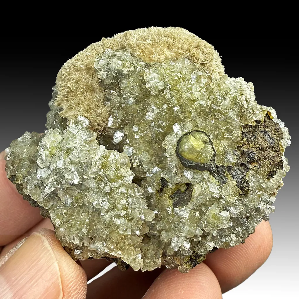 Heulandite with Mesolite image