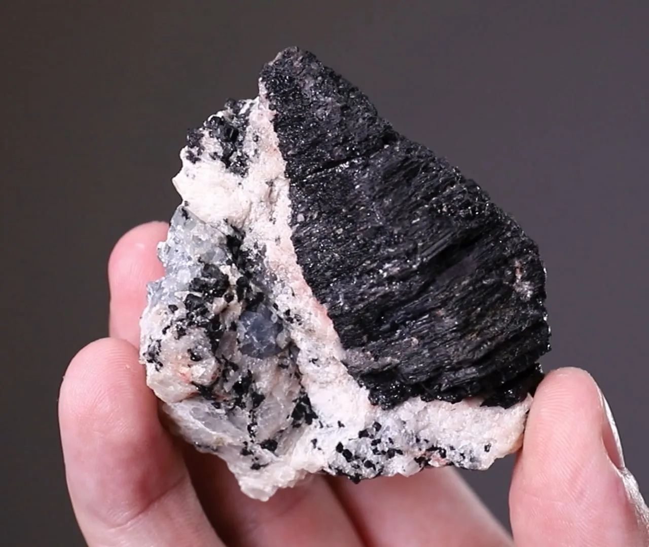 Hibonite - image 2
