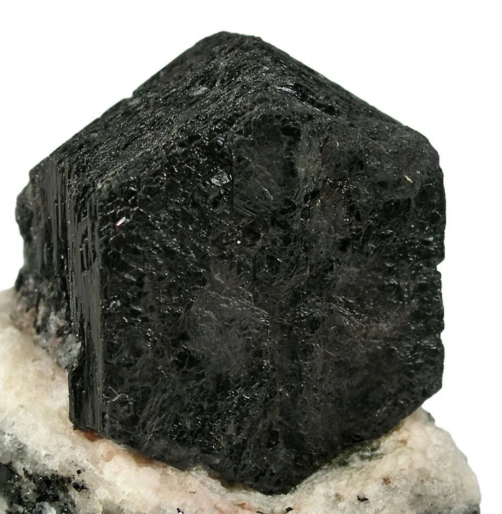 Hibonite - image 2
