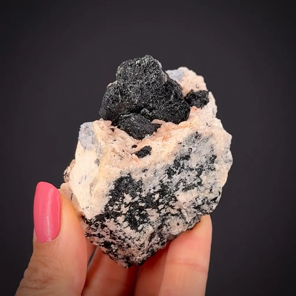 Hibonite in matrix - image 2