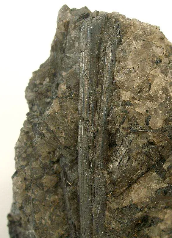 Hollandite in Quartz - image 3