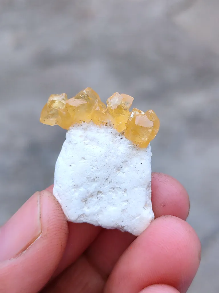 Honey calcite on Okenite. - image 4