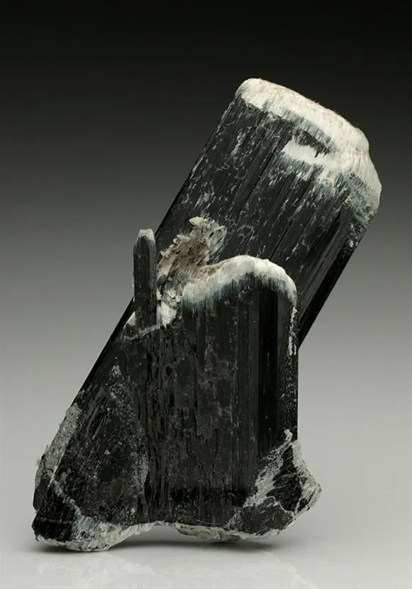 Hornblende - image 1