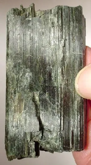 Hornblende image