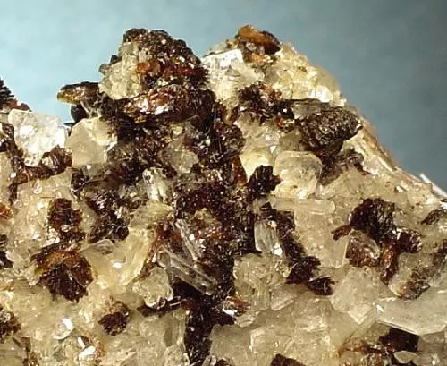 Hubeite, Apophyllite - image 2