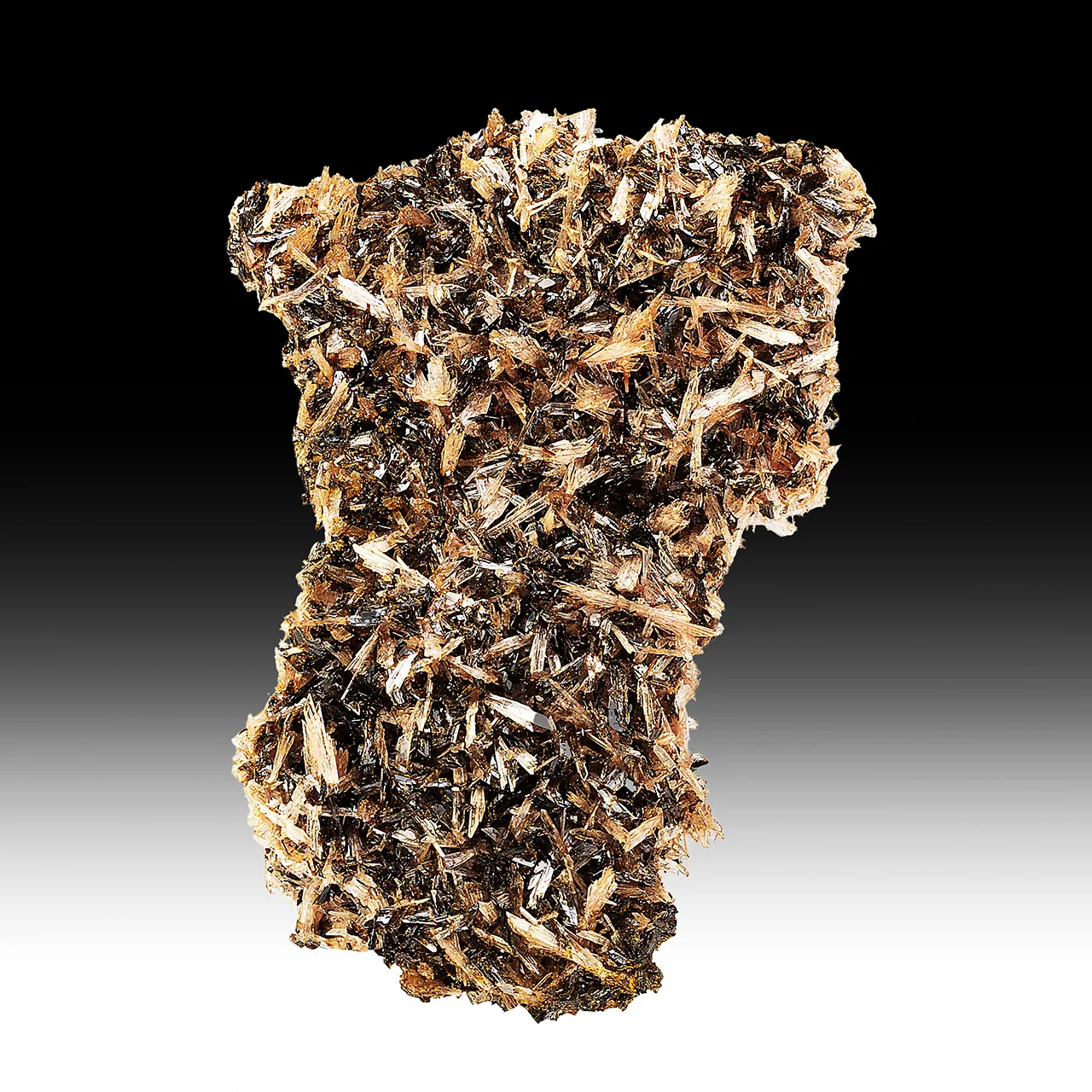 Hubeite with Inesite - image 1